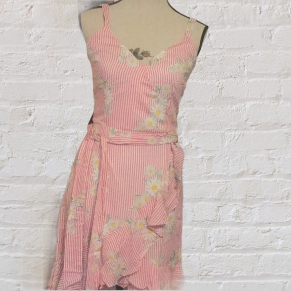 ❌DONATED❌Pink Floral Stripe Ruffle Tie Waist Lined Dress - Picture 4 of 9
